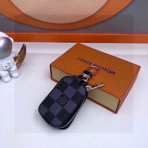 ブランドキーホルダー着用イメージ